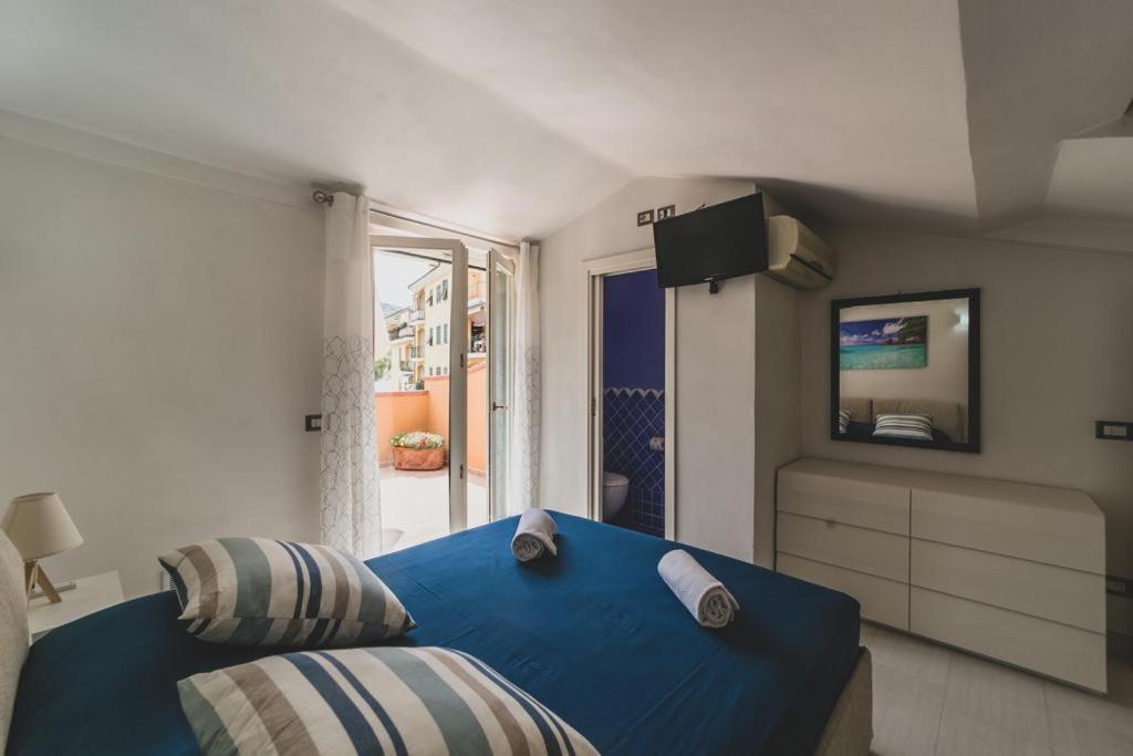 Molly Apartment Порто-Санто-Стефано Екстер'єр фото